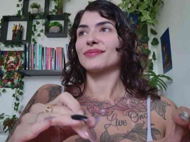 talimajesty webcam