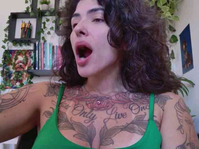 Modelo: TaliMajesty