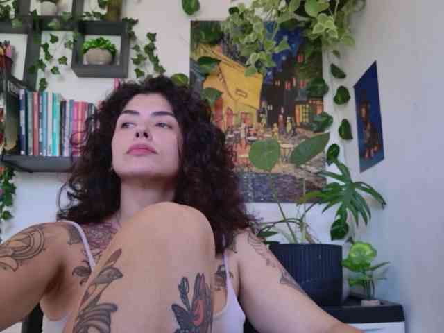 Modelo: TaliMajesty