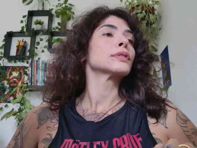 Modelo: TaliMajesty
