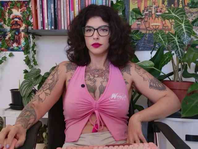 talimajesty webcam