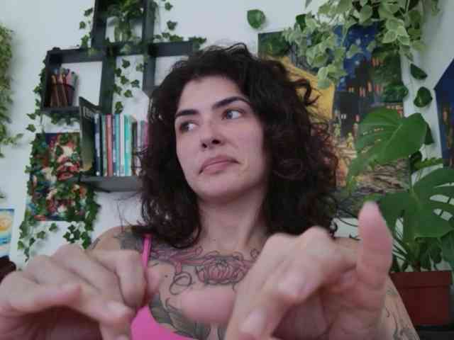 Modelo: TaliMajesty