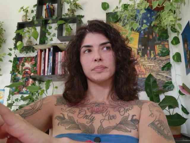 Modelo: TaliMajesty