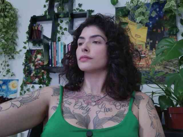 Modelo: TaliMajesty