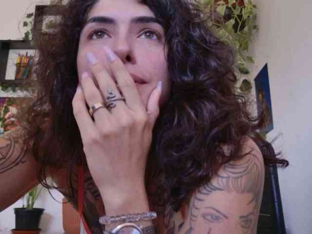 talimajesty's webcam live show