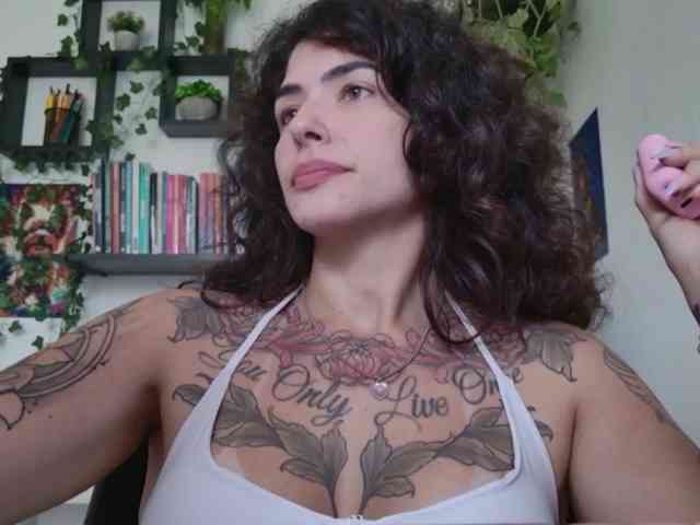 Modelo: TaliMajesty