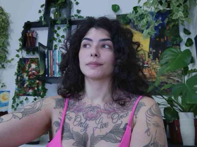 talimajesty Live Webcam on BongaCams