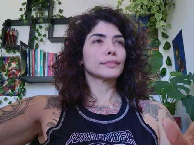 talimajesty webcam