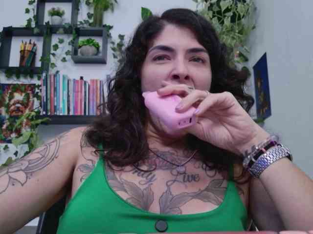 Modelo: TaliMajesty