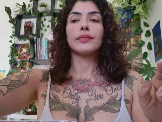 Modelo: TaliMajesty