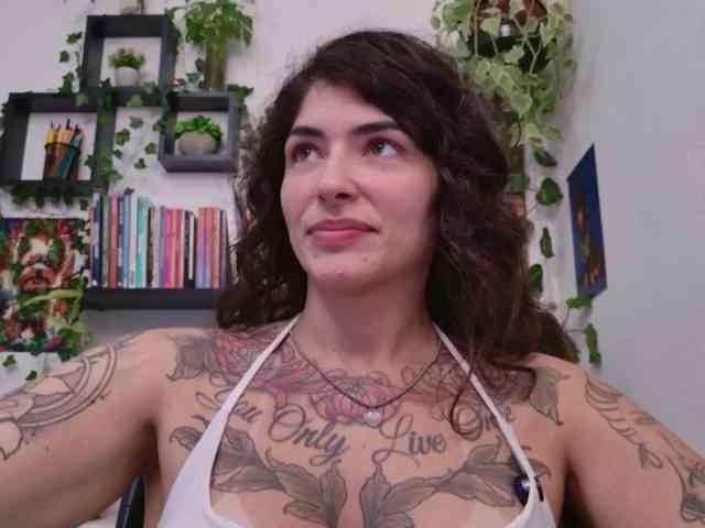 talimajesty webcam