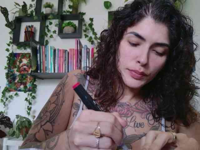 Modelo: TaliMajesty