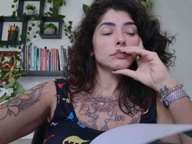 Modelo: TaliMajesty