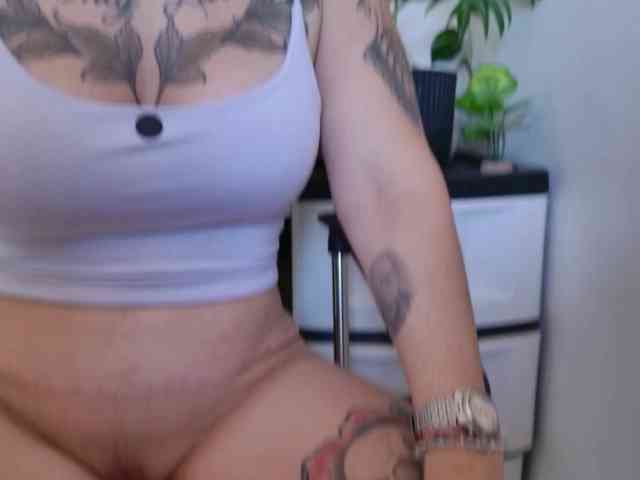 Modelo: TaliMajesty