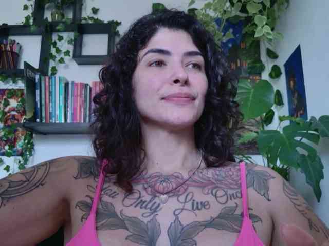 talimajesty webcam