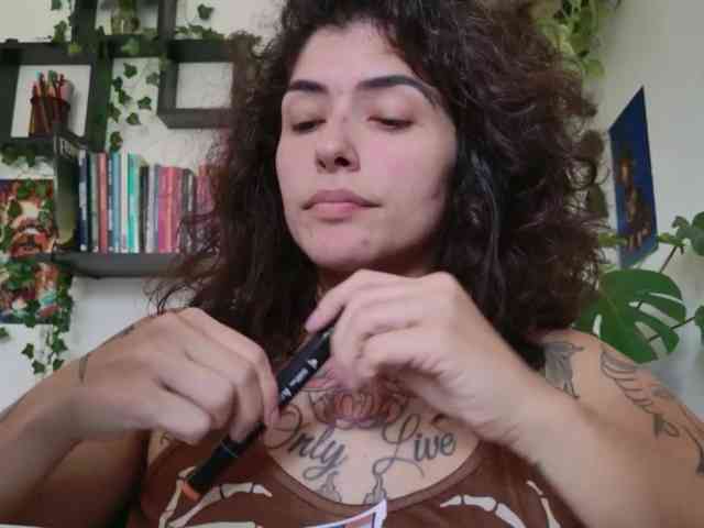 Modelo: TaliMajesty