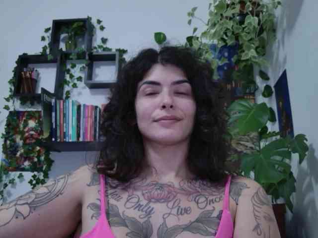 Modelo: TaliMajesty