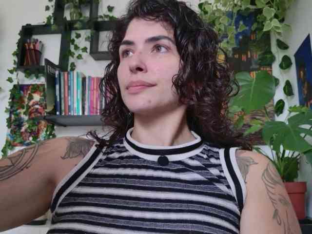 Modelo: TaliMajesty
