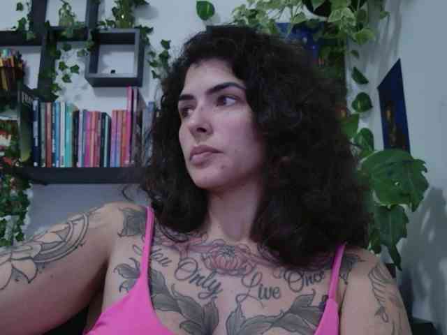 Modelo: TaliMajesty