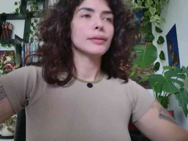 Modelo: TaliMajesty