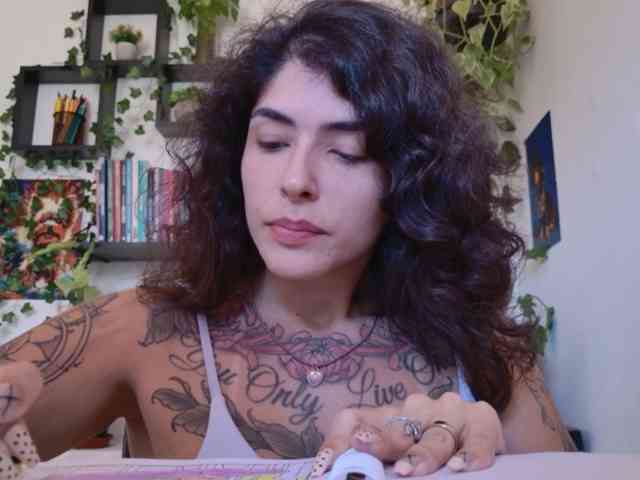 Modelo: TaliMajesty