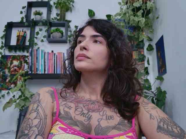 Modelo: TaliMajesty