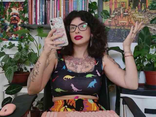 Modelo: TaliMajesty