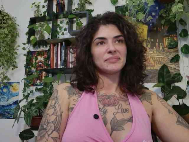 talimajesty webcam