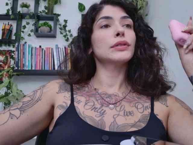 Modelo: TaliMajesty