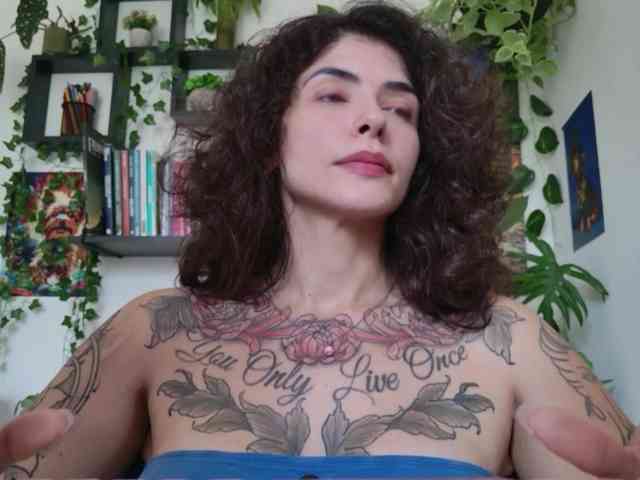 Modelo: TaliMajesty