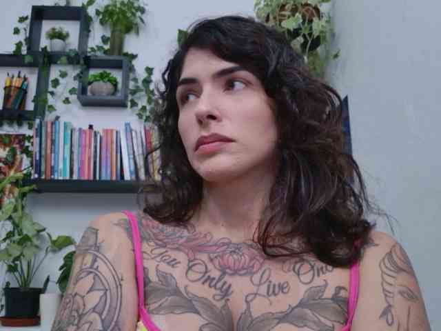 Modelo: TaliMajesty