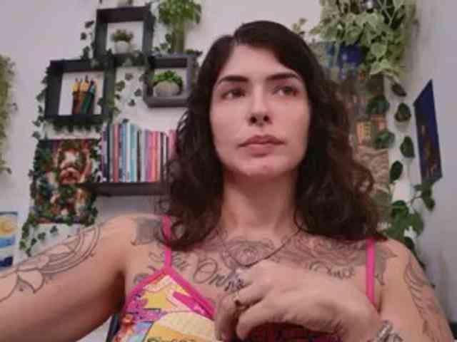Modelo: TaliMajesty