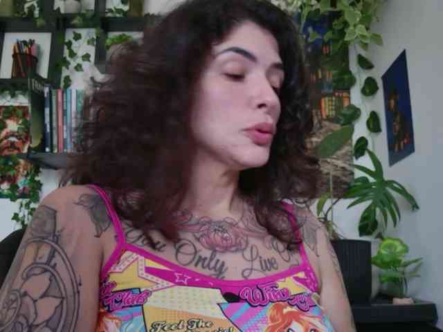 Modelo: TaliMajesty
