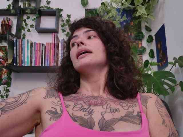 Modelo: TaliMajesty