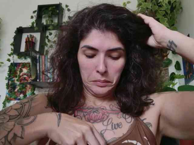 Modelo: TaliMajesty