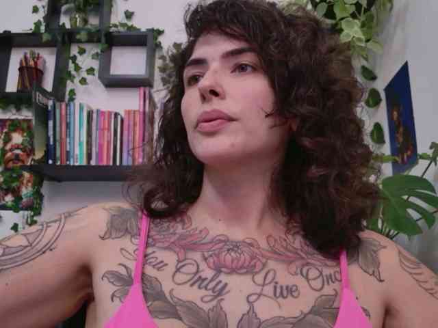 Modelo: TaliMajesty