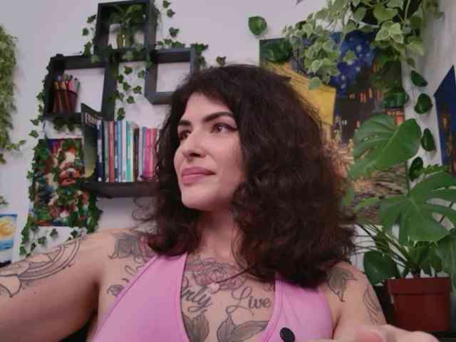 talimajesty webcam