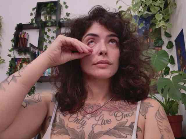 Modelo: TaliMajesty