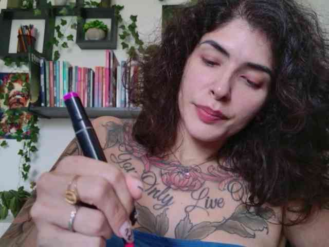 Modelo: TaliMajesty
