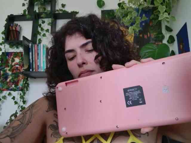 Modelo: TaliMajesty