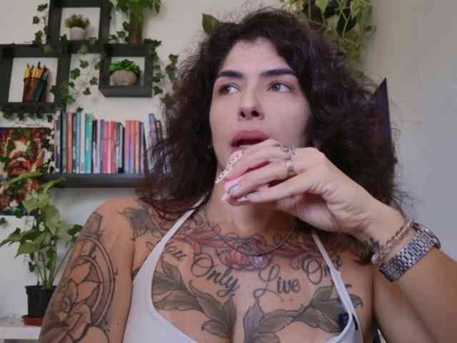 Modelo: TaliMajesty