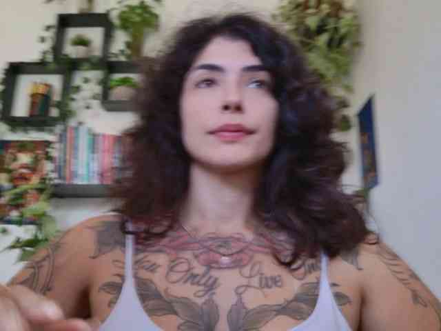 Modelo: TaliMajesty
