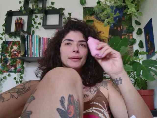 Modelo: TaliMajesty