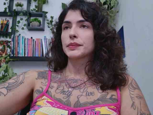 Modelo: TaliMajesty