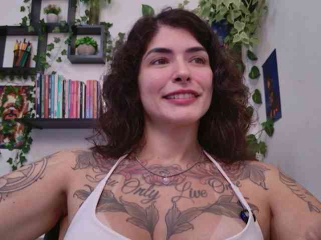 talimajesty webcam