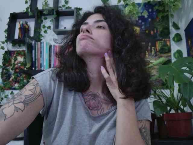 talimajesty webcam