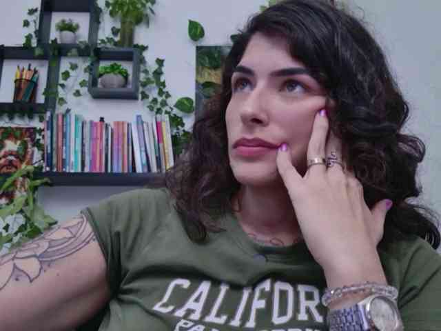 Modelo: TaliMajesty
