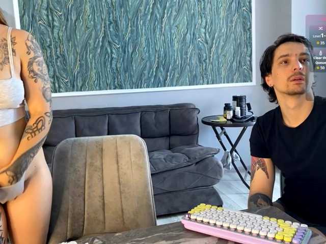 naughty-mailey live show