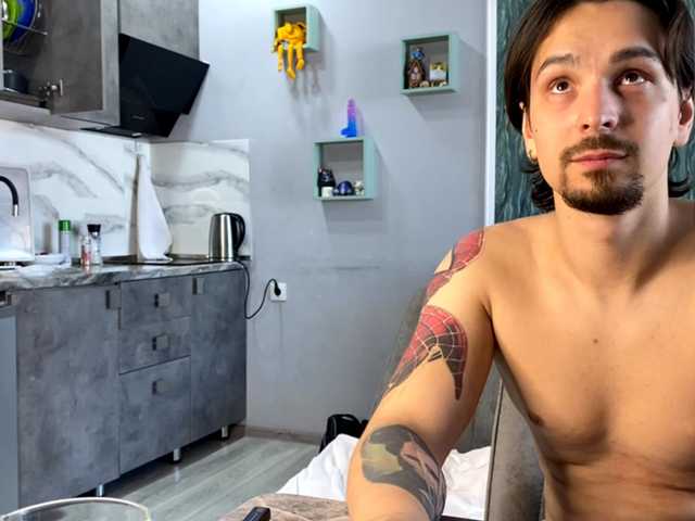 Naughty-Mailey live cam on BongaCams