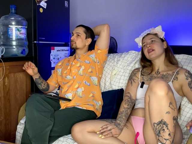 INSOMNIA_COUPLE